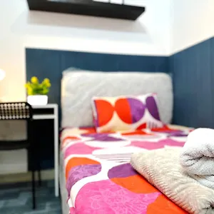  Homestay Deluxe Couple Partition In Tecom Near Metro